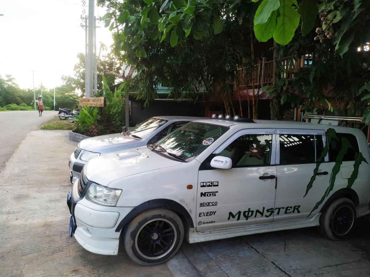 Dream House Guest House & Restaurant Ngwesaung Buitenkant foto