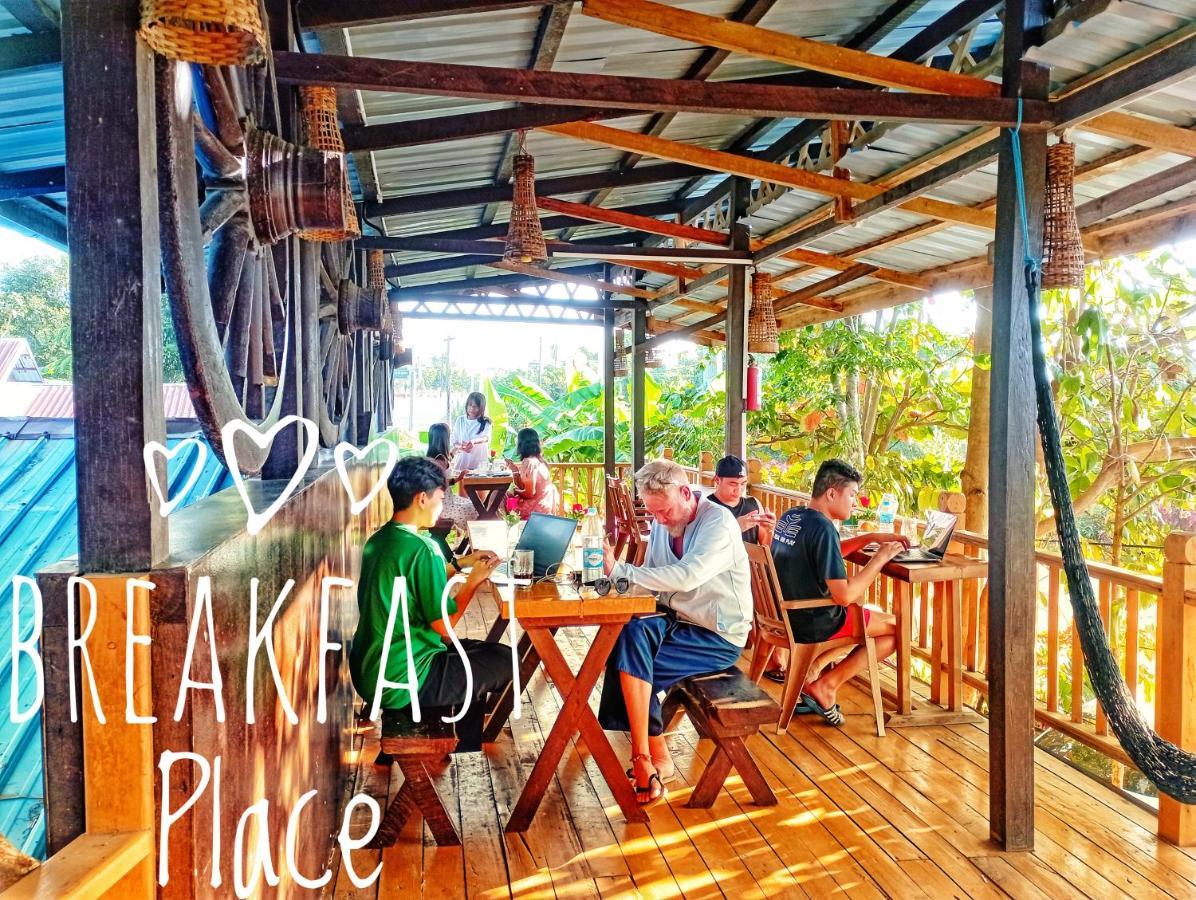 Dream House Guest House & Restaurant Ngwesaung Buitenkant foto