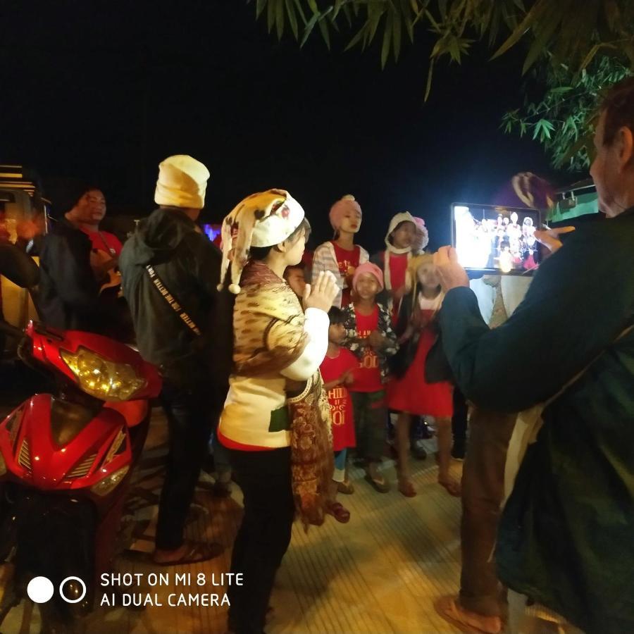 Dream House Guest House & Restaurant Ngwesaung Buitenkant foto